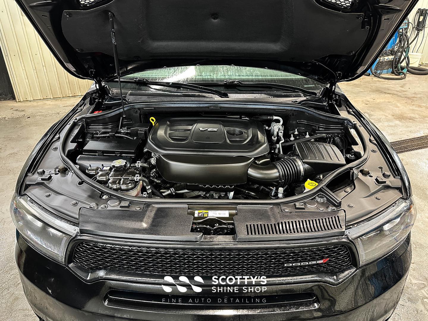 Dodge Durango V6 Engine Cleaning after London, Ontario