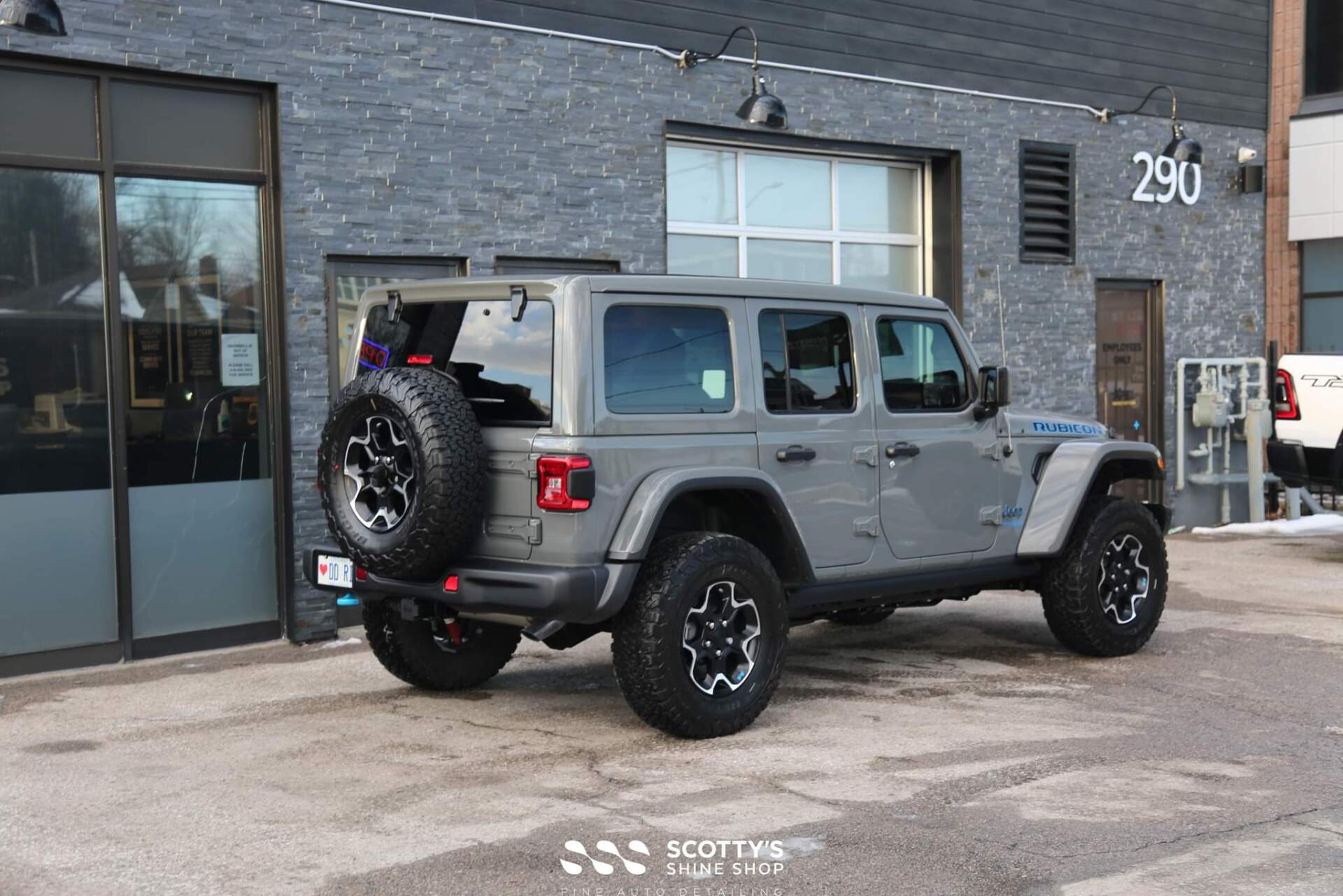 Jeep Wrangler Rubicon 4XE xpel ppf and window tint and modesta glass coating london ontario
