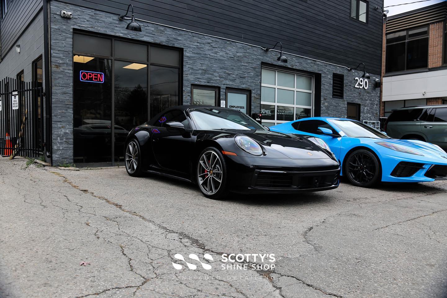 Porsche 911 & Corvette C8 Car Detailing London, ont