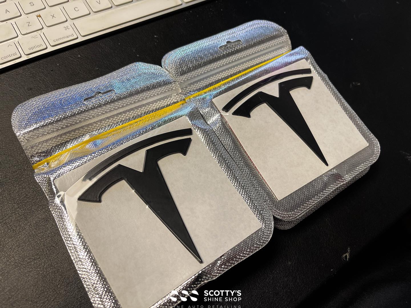 Tesla Model 3/Y custom metal emblems London Ontatio