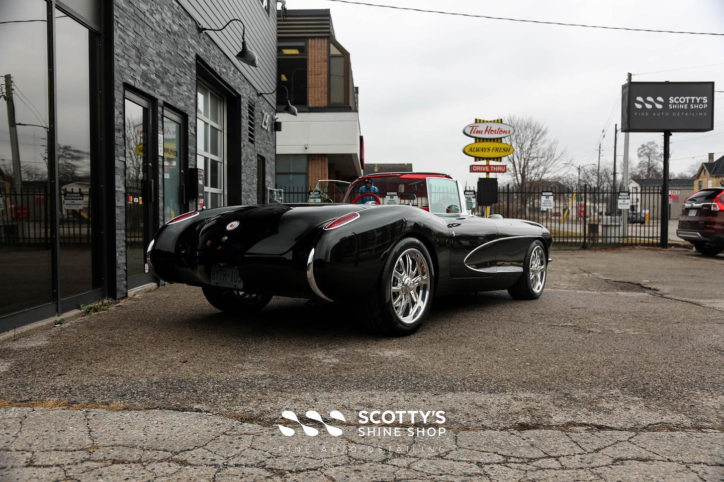 Vintage Corvette Car detailing London, Ont