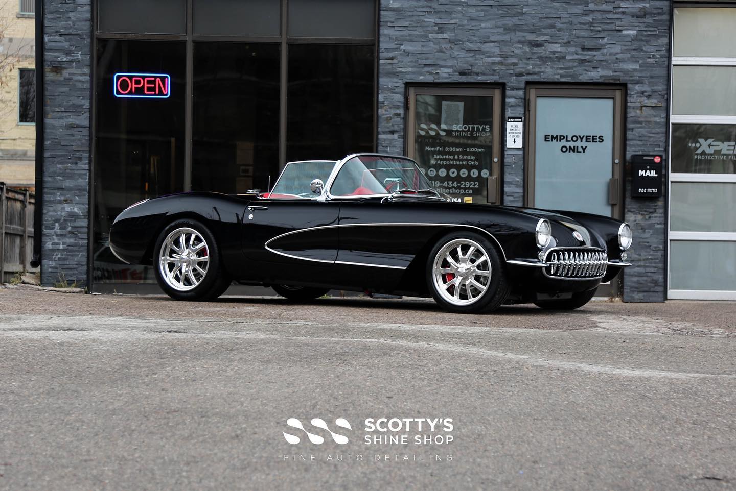 Vintage Corvette Car detailing London, Ontario Canada