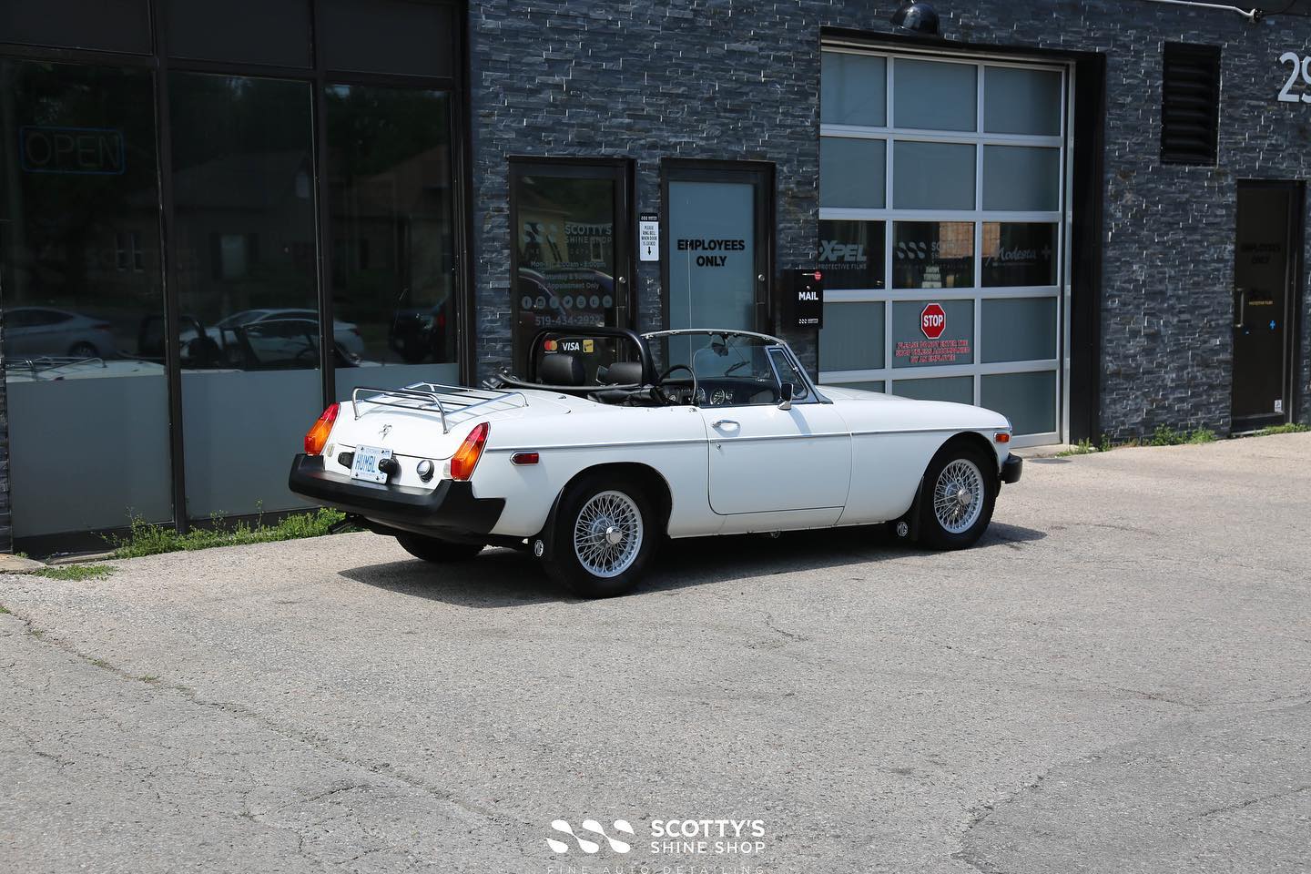 Vintage MG Car Detailing London