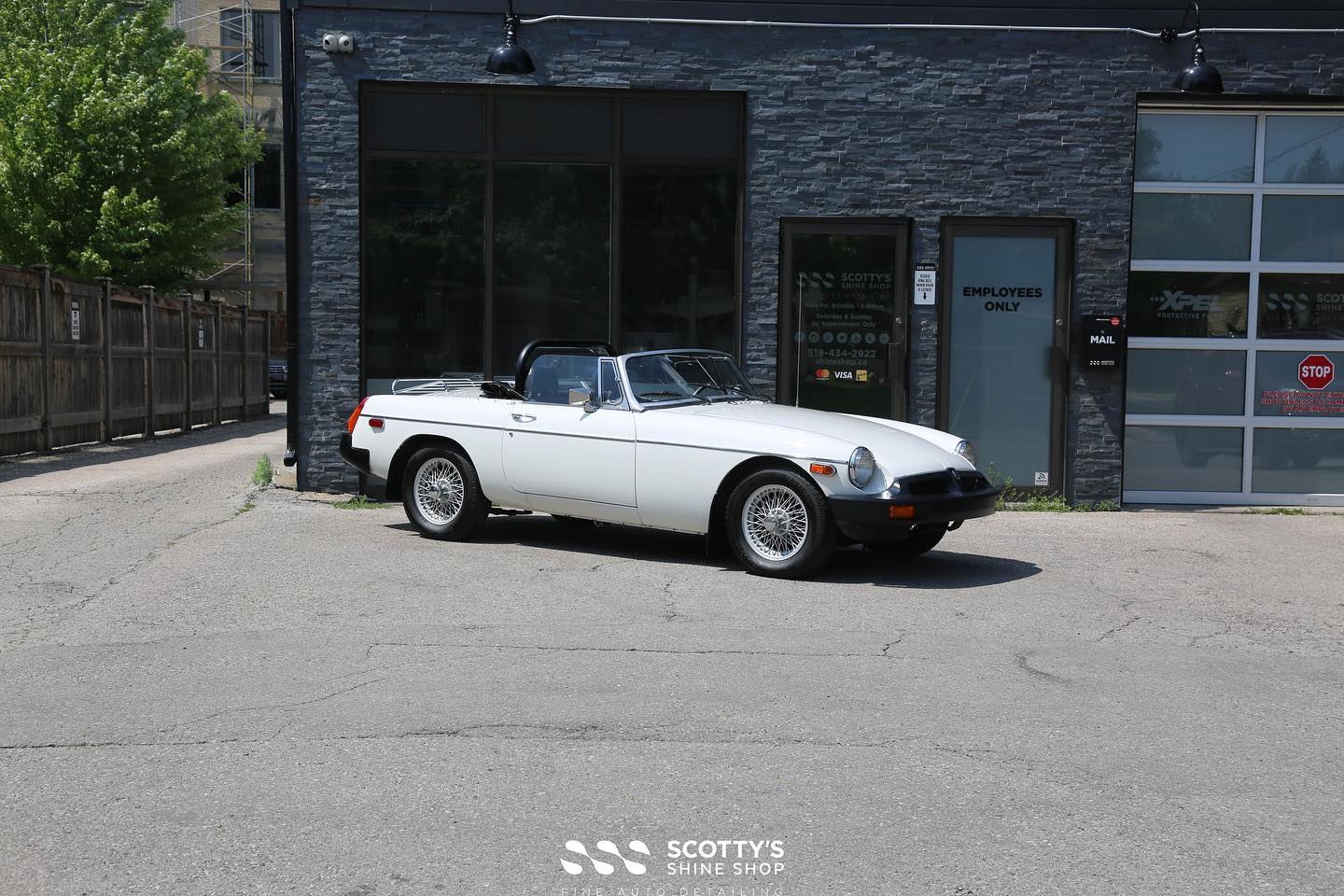 Vintage MG Car Detailing London, Canada