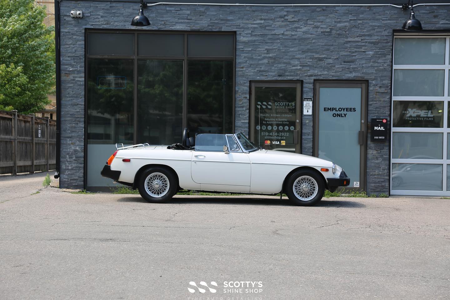 Vintage MG Car Detailing London, On