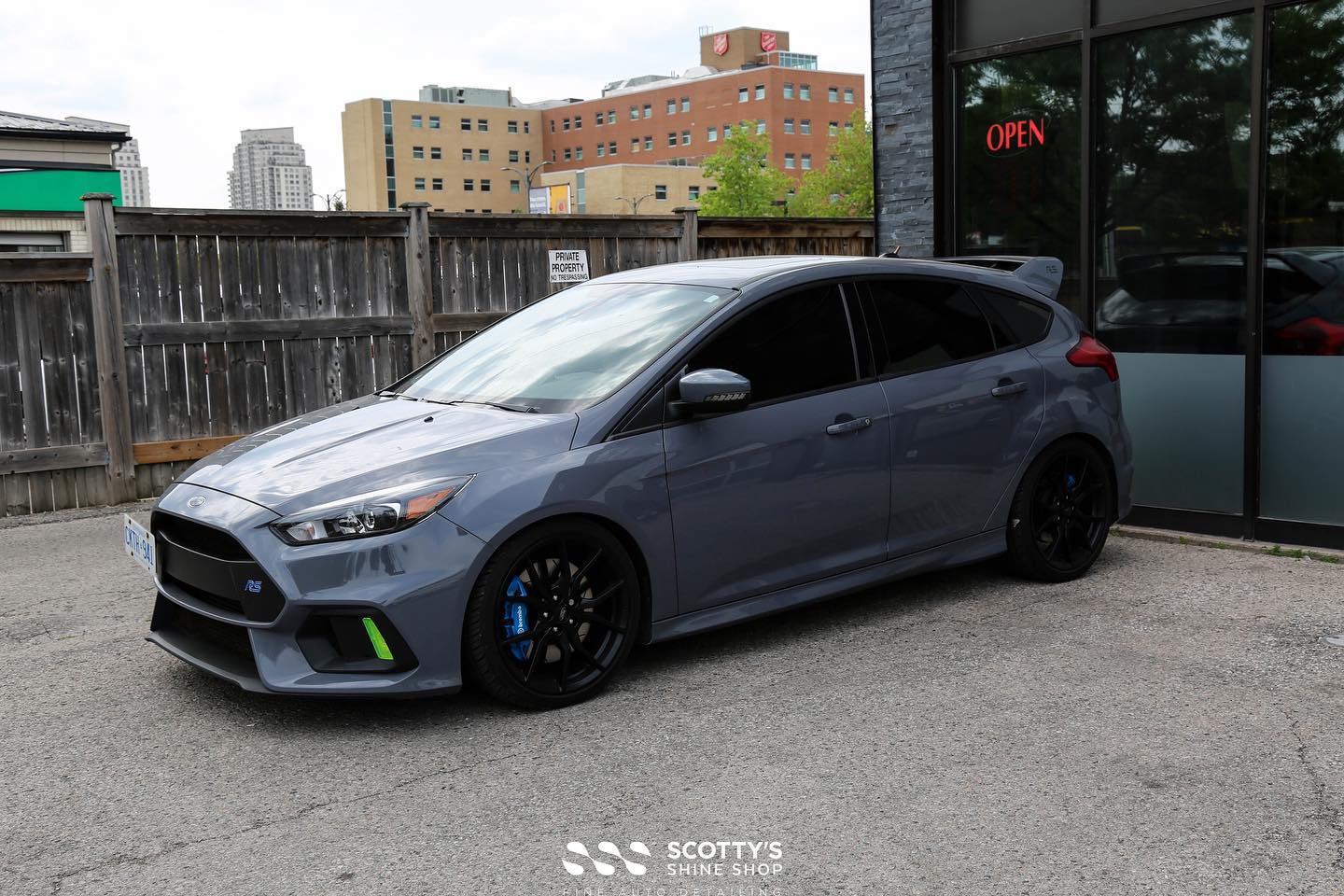 Window Tinting a Ford Focus RS