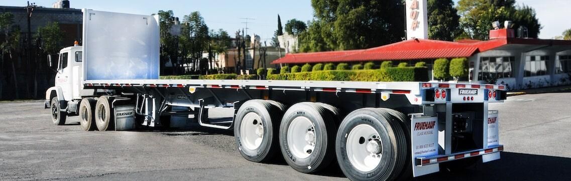 TRANSPORTES GAMEZ-plataforma y torton