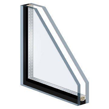 installazione di finestra con infissi isolanti