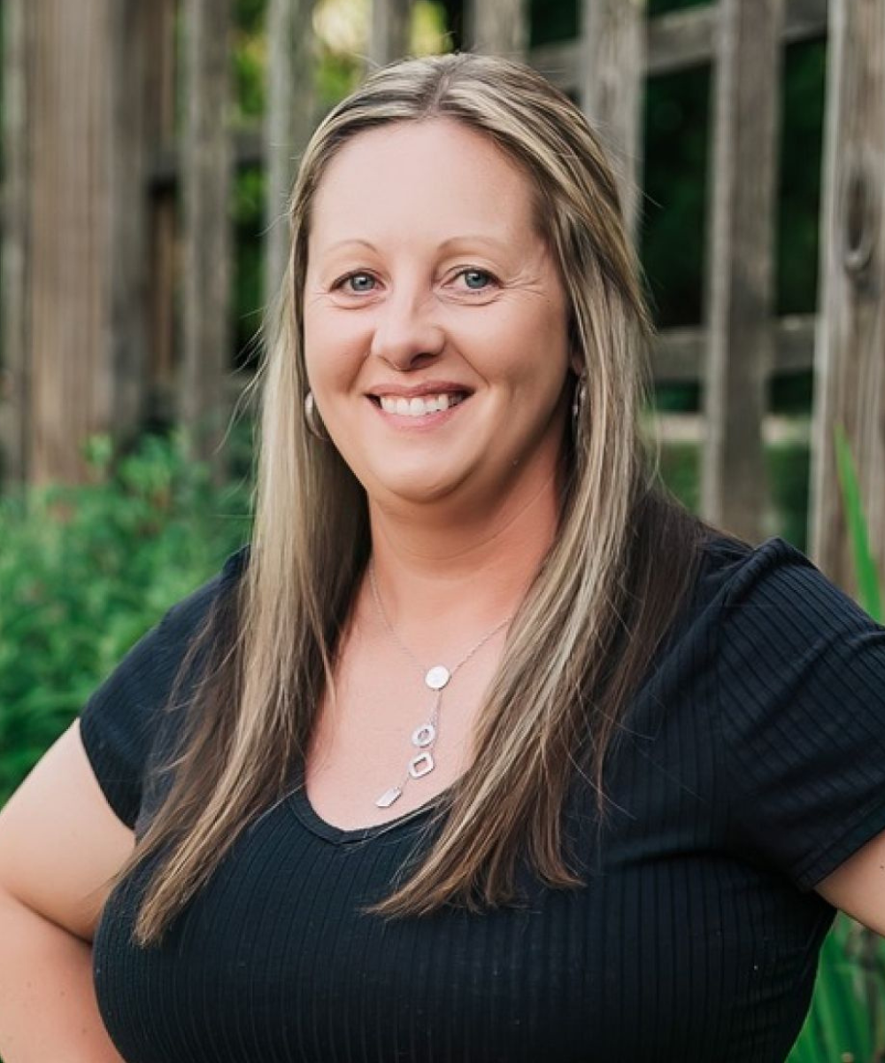 Leah-Office Manager