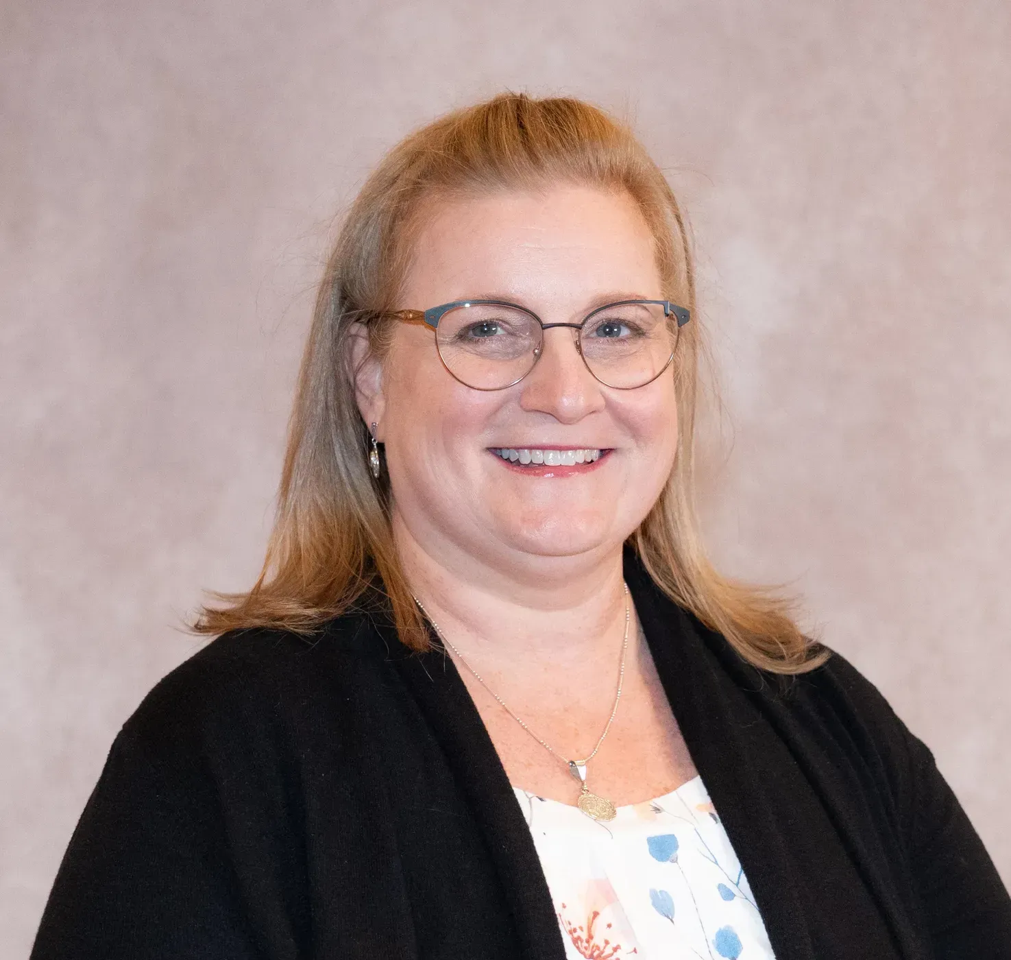Leigh Ann Arnholt - Owner, CEO, WSET III