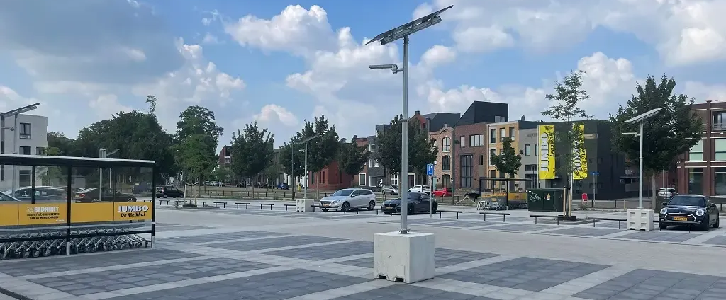Lichtmasten huren: een duurzame en flexibele keuze 