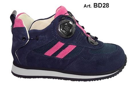 נעל ילדים בצבעי כחול וורוד עם סגירת חוגה, שני פסים בצד וסוליה לבנה.