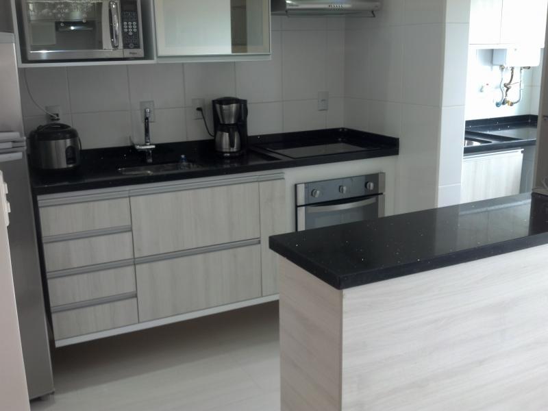 Pia de Cozinha em Mármore no Site da Marmoraria Dom Pedro