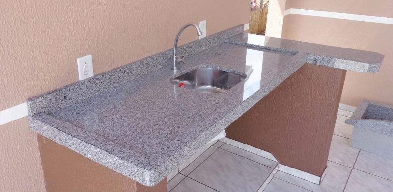Pia de Cozinha em Granito no Site da Marmoraria Dom Pedro