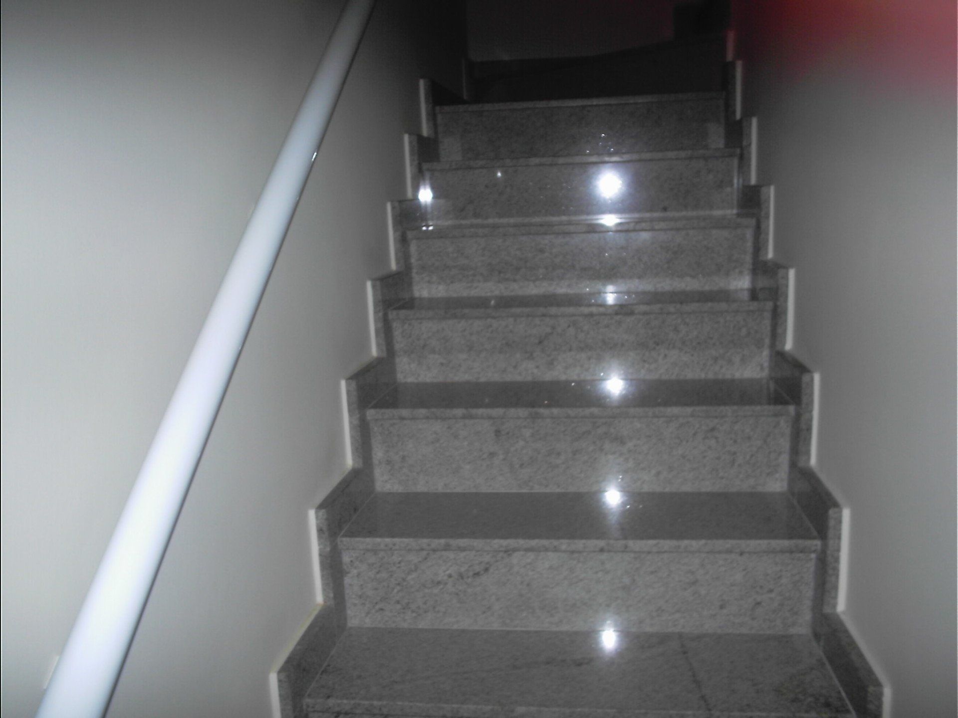 Escada em Granito no Site da Marmoraria Dom Pedro