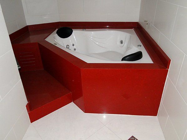 Hidro Massagem Revestida em Granito no Site da Marmoraria Dom Pedro