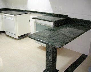 Pia de Cozinha em Mármore no Site da Marmoraria Dom Pedro