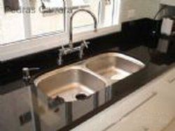 Pia de Cozinha em Mármore no Site da Marmoraria Dom Pedro