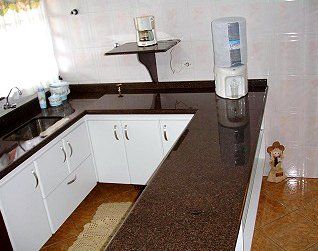 Pia de Cozinha em Granito no Site da Marmoraria Dom Pedro