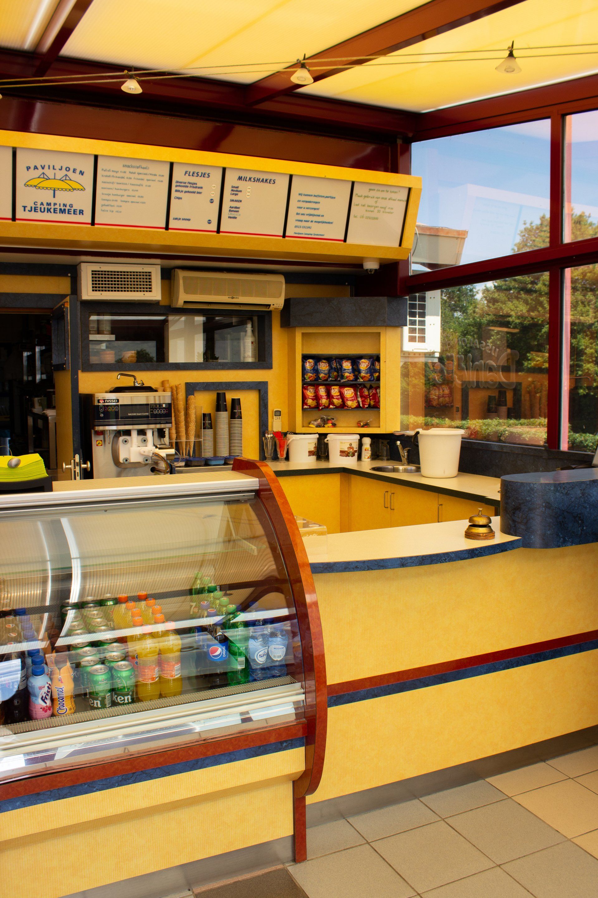 ijssalon camping paviljoen tjeukemeer oldeouwer rohel