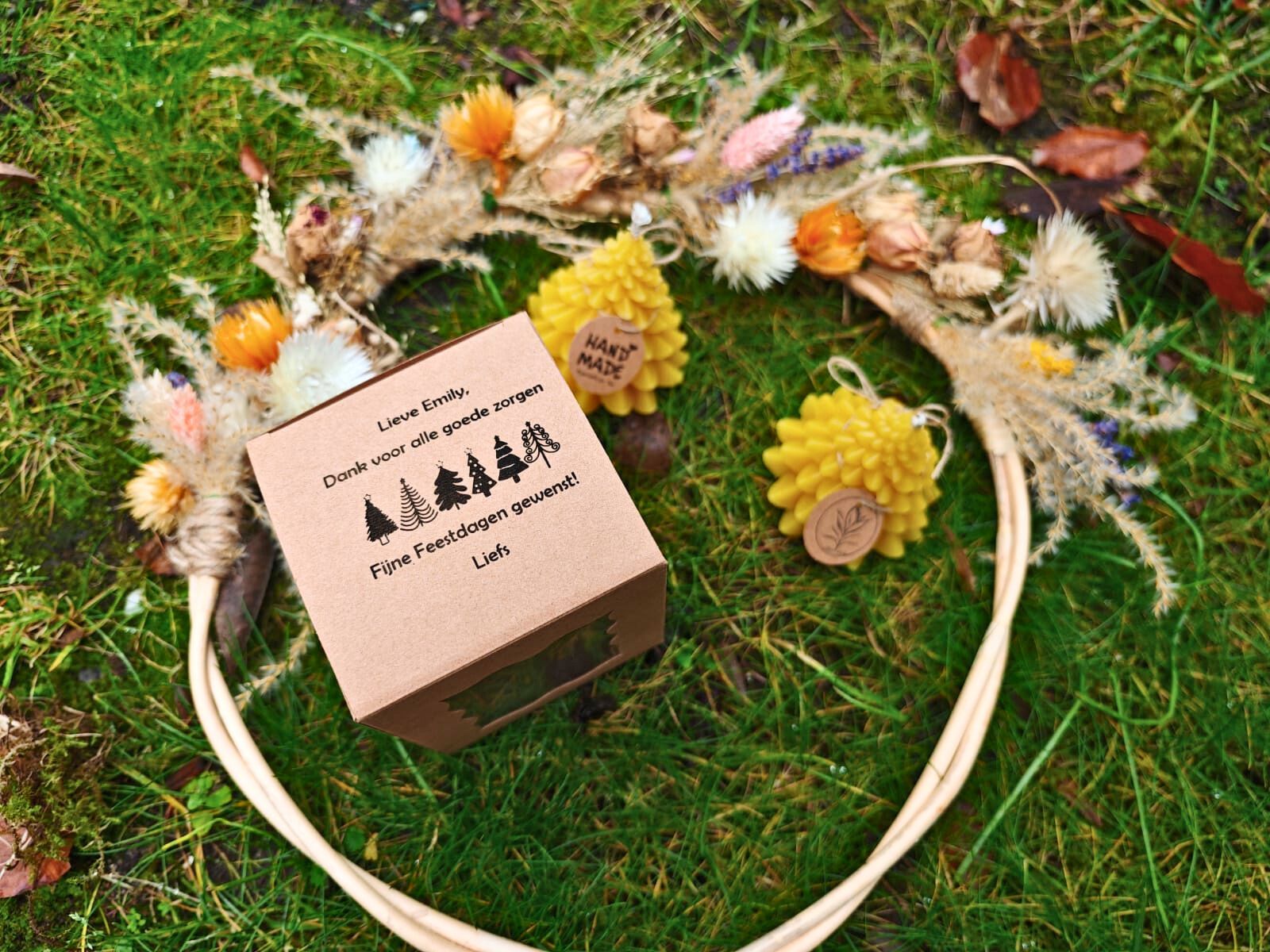 100% bijenwas kerstboomkaarsje in gepersonaliseerd doosje