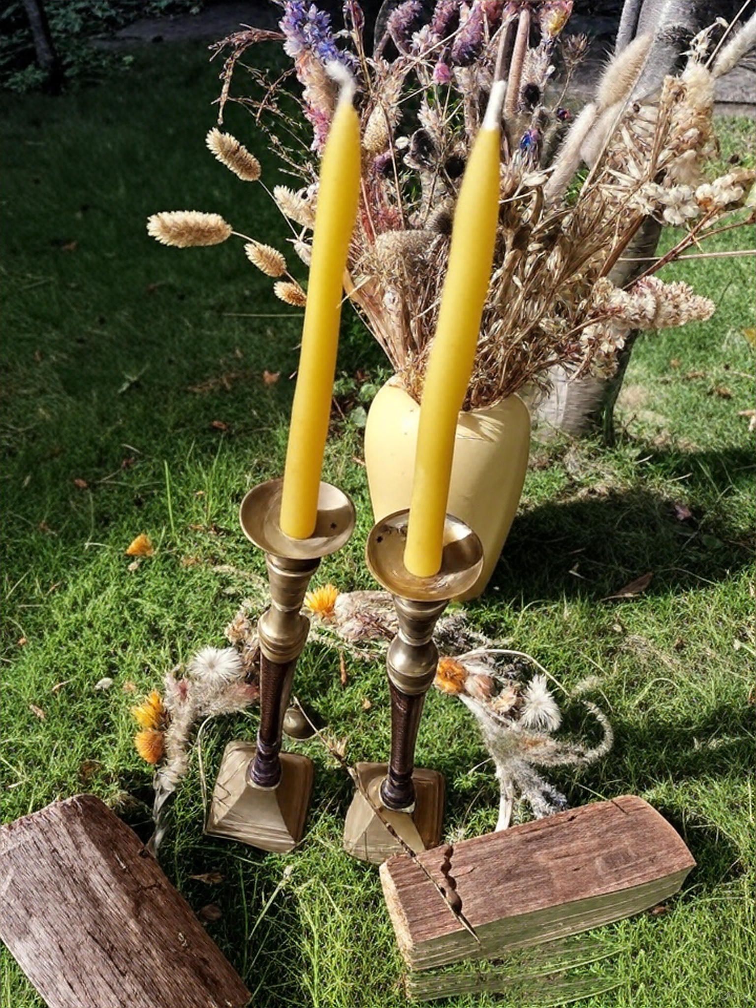 100% beeswax dinner candles (2 pieces)