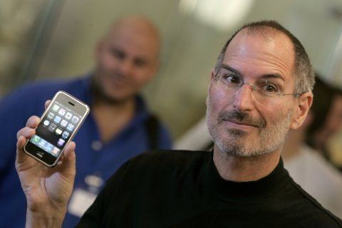 Steve Jobs saved Apple through innovation