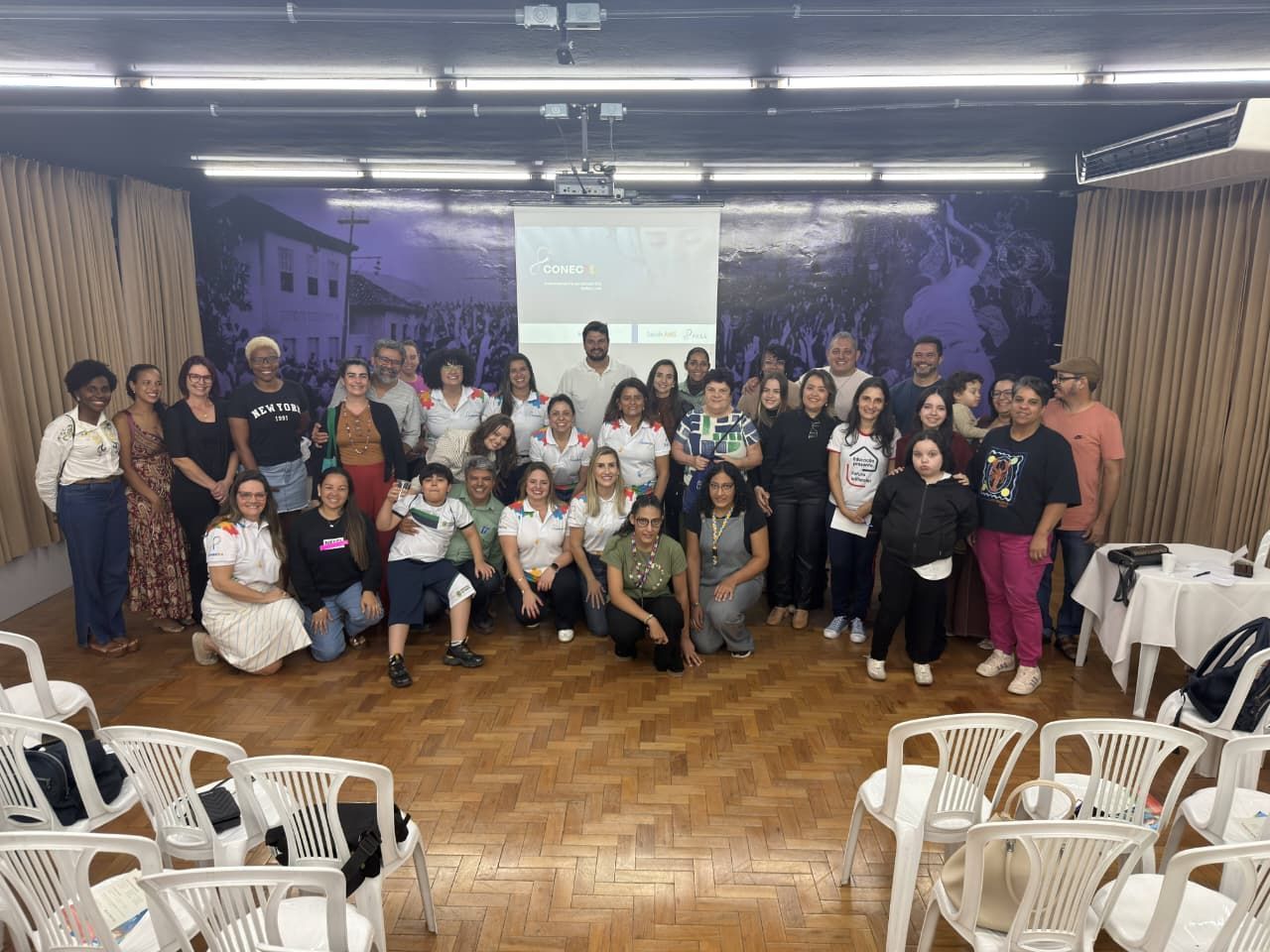 Metabase e ConecTEA promove acolhimento a pais e cuidadores de pessoas com autismo
