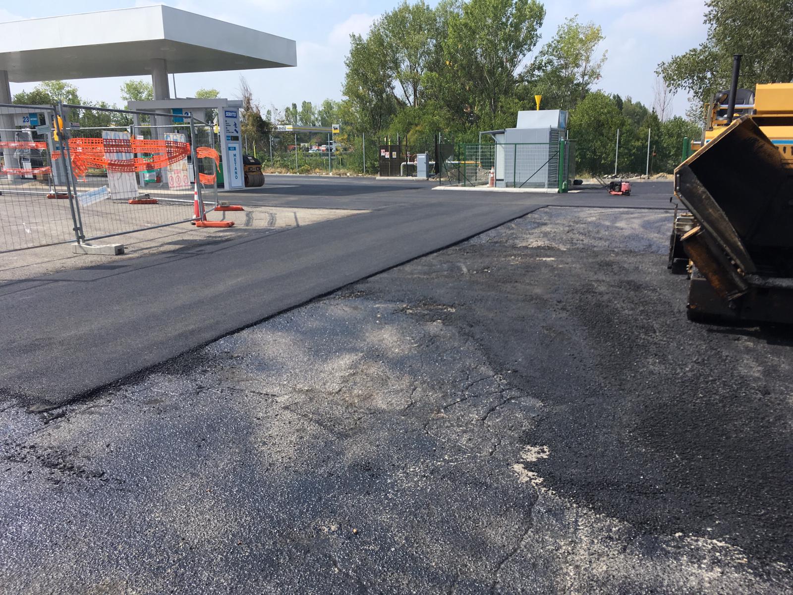 asfalto di spazi privati