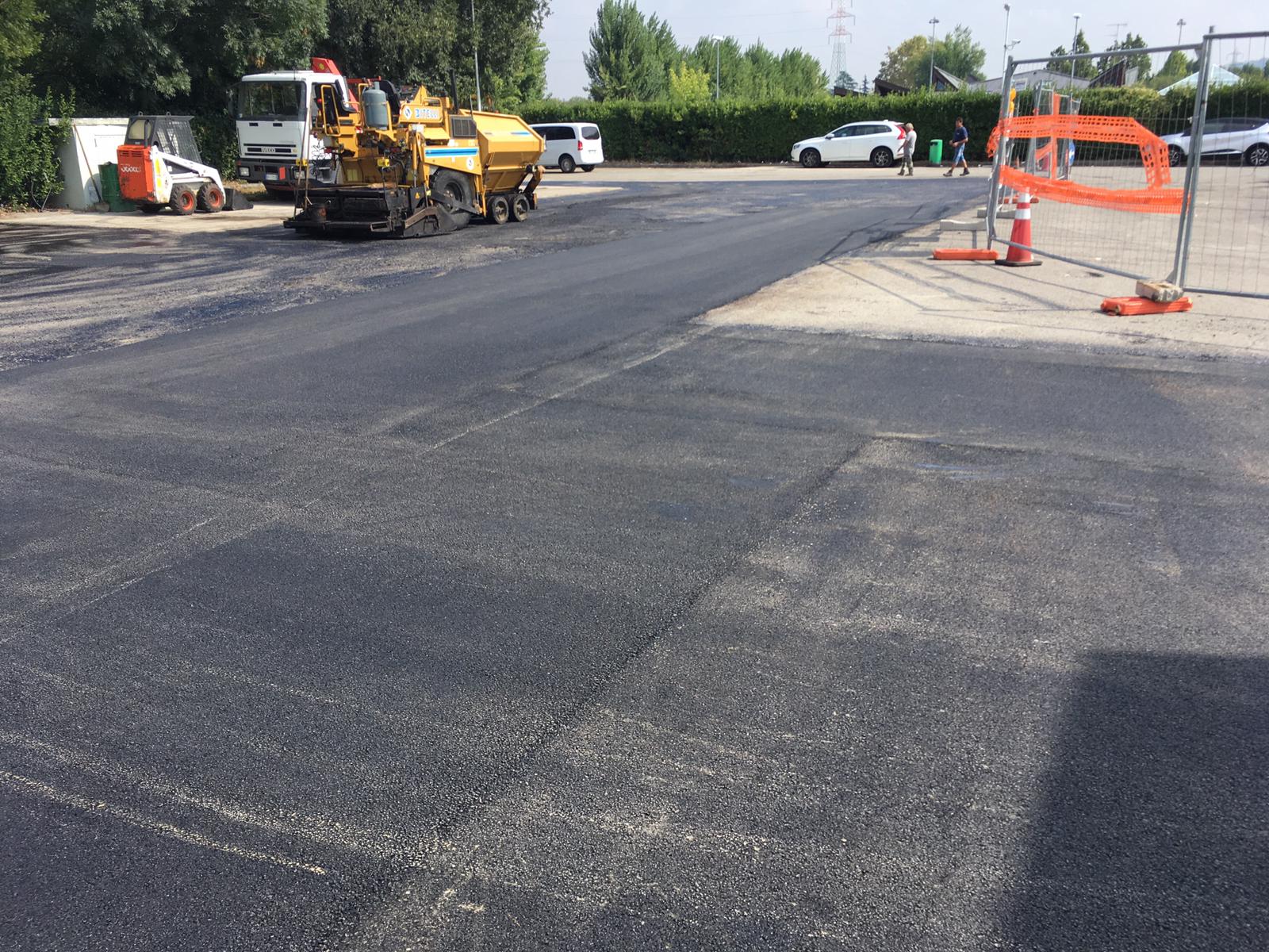 Pavimentazione in asfalto per aziende