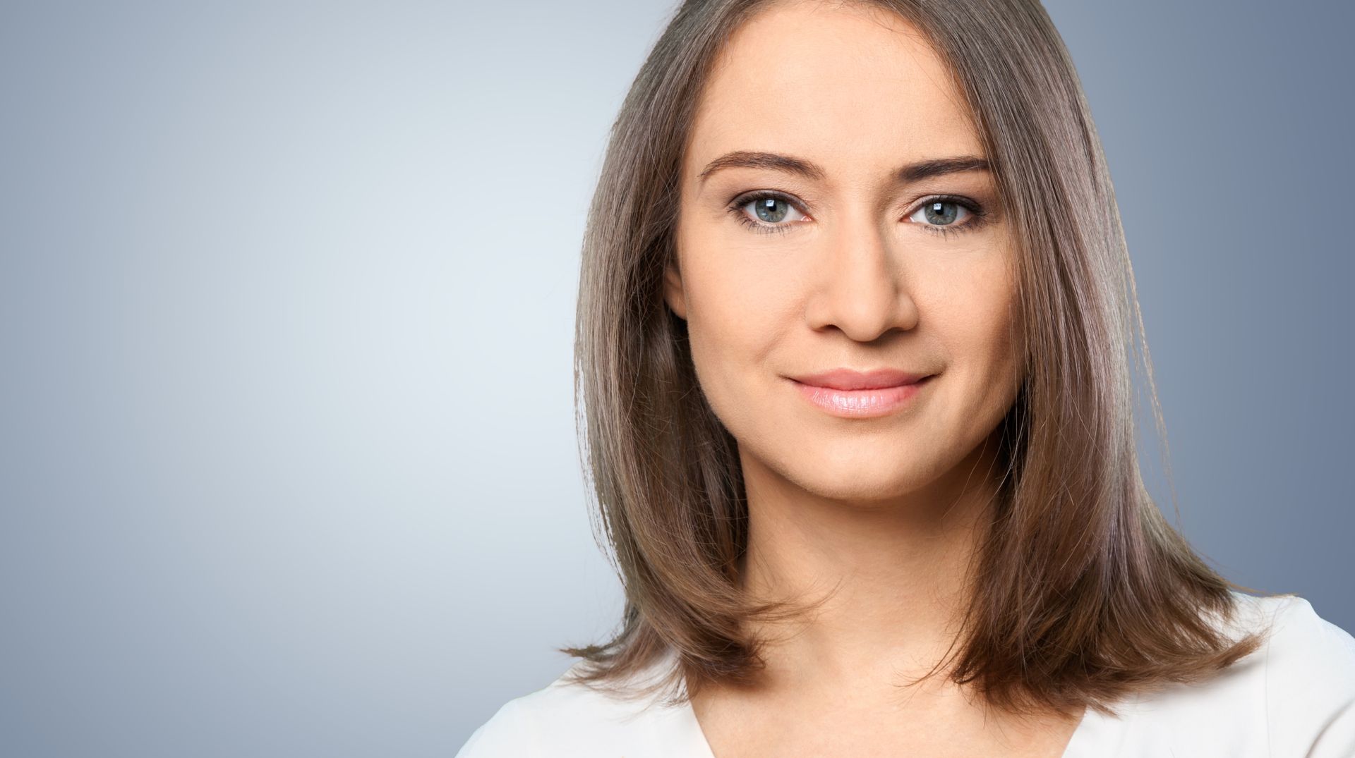 woman getting microneedling