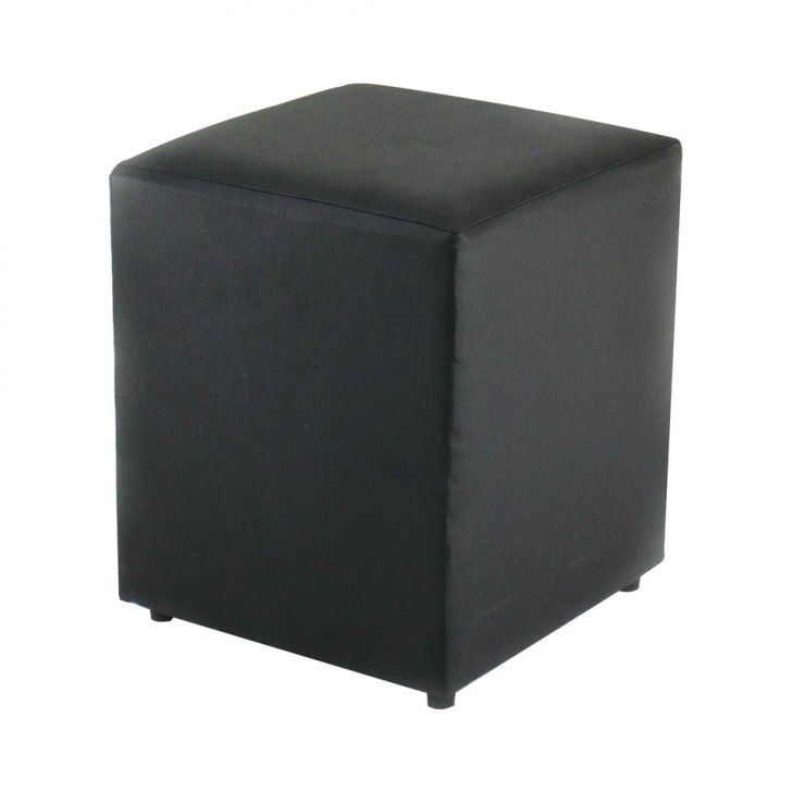 puff quadrado em courvim