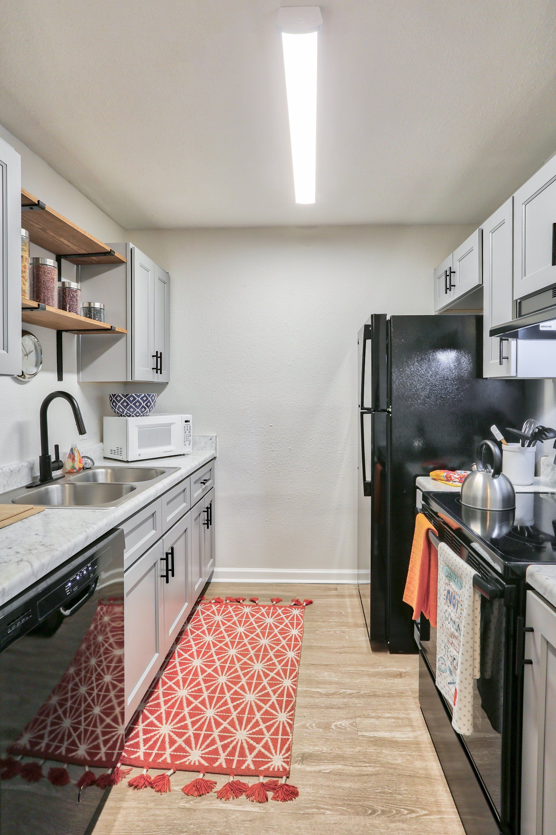 The Genesis Lafayette 1, 2 & 5 Bedroom Apartments in Lafayette, LA