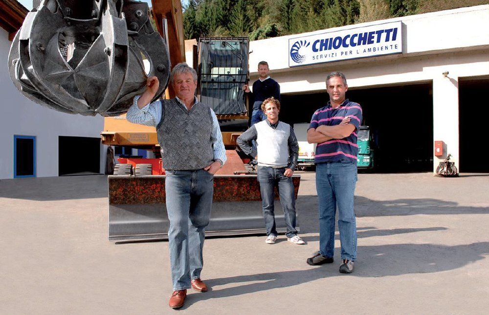 Personale della ditta di servizi ambientali