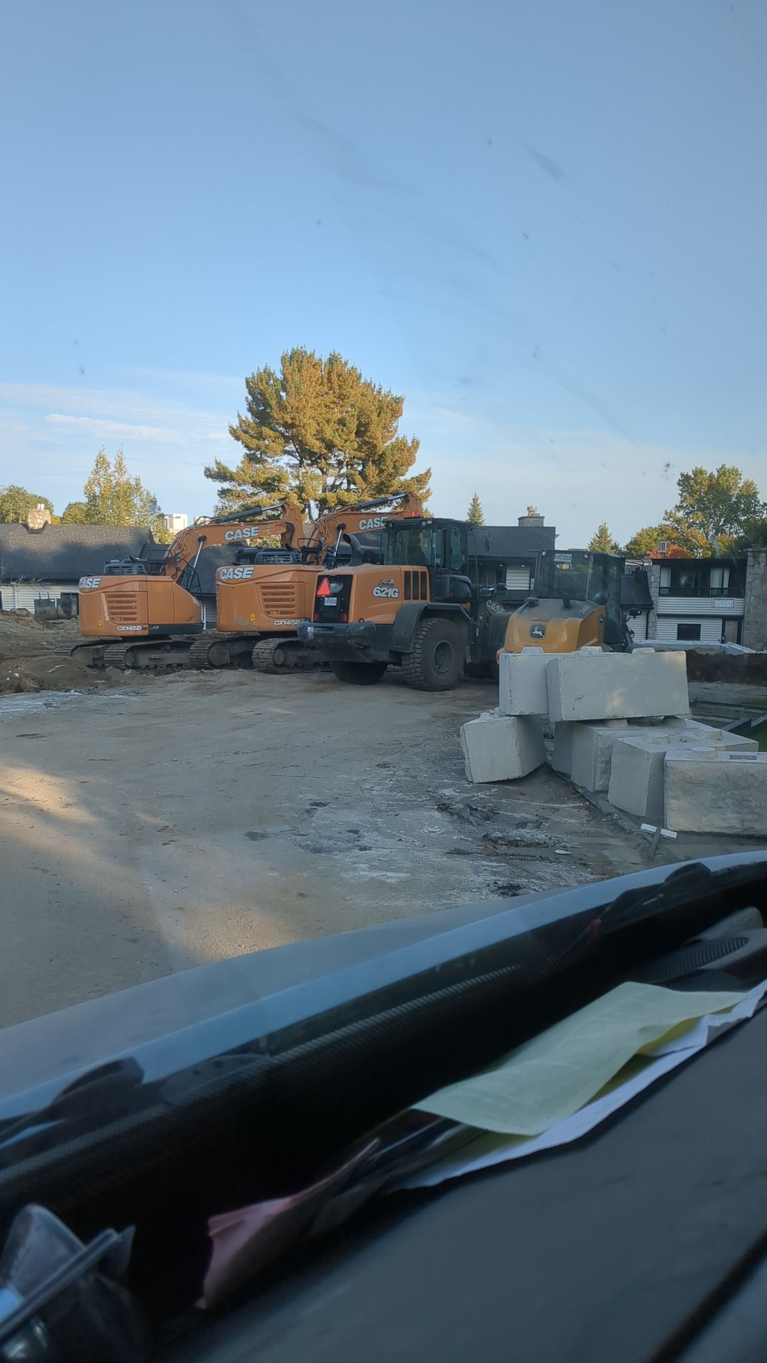 PAVAGE ET PAVÉ UNI ET MURS