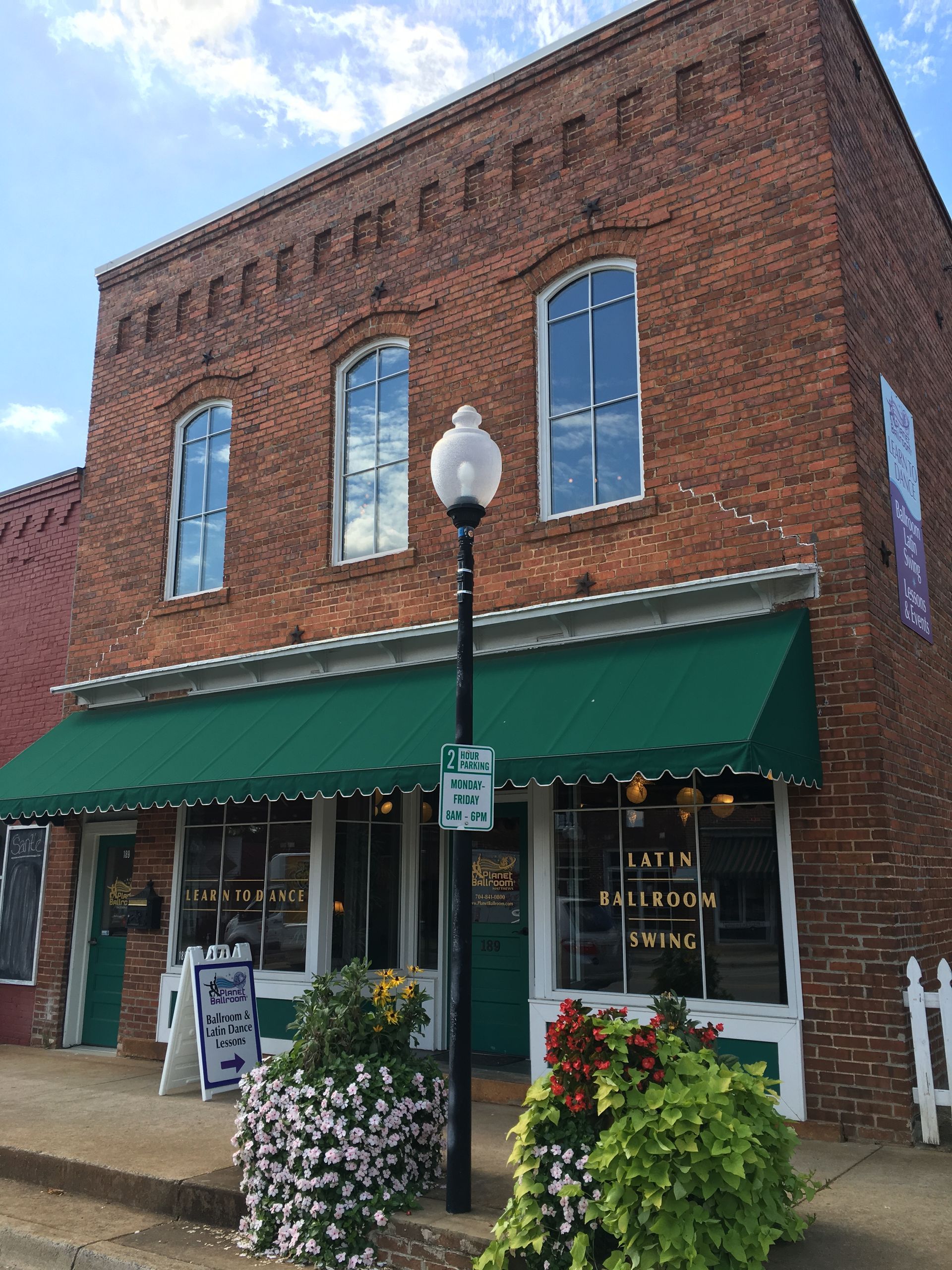 Thomas Minieri | Historic Real Estate | 189 N Trade St