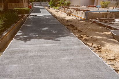 Sealcoating services