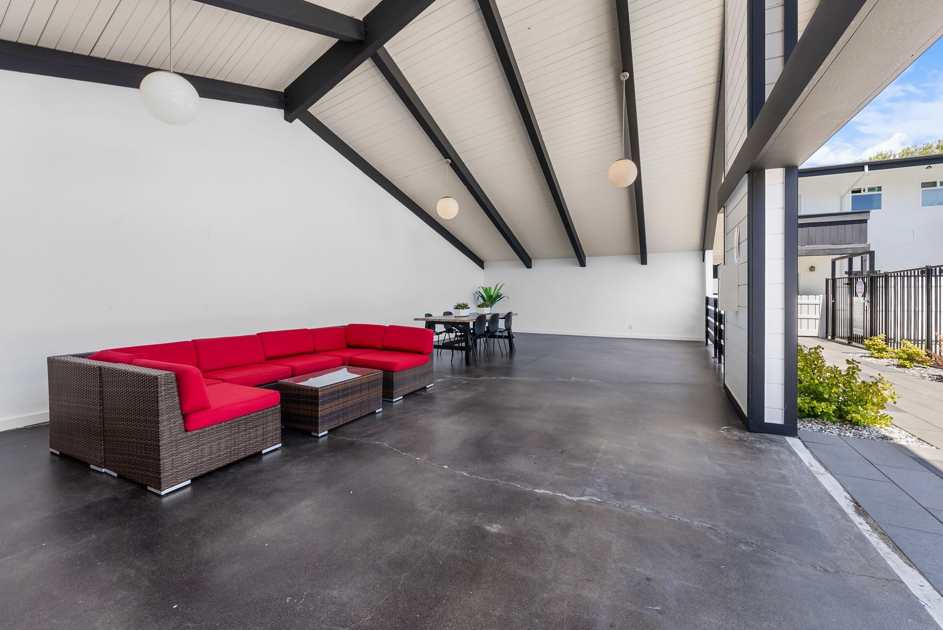 interior lanai with couch