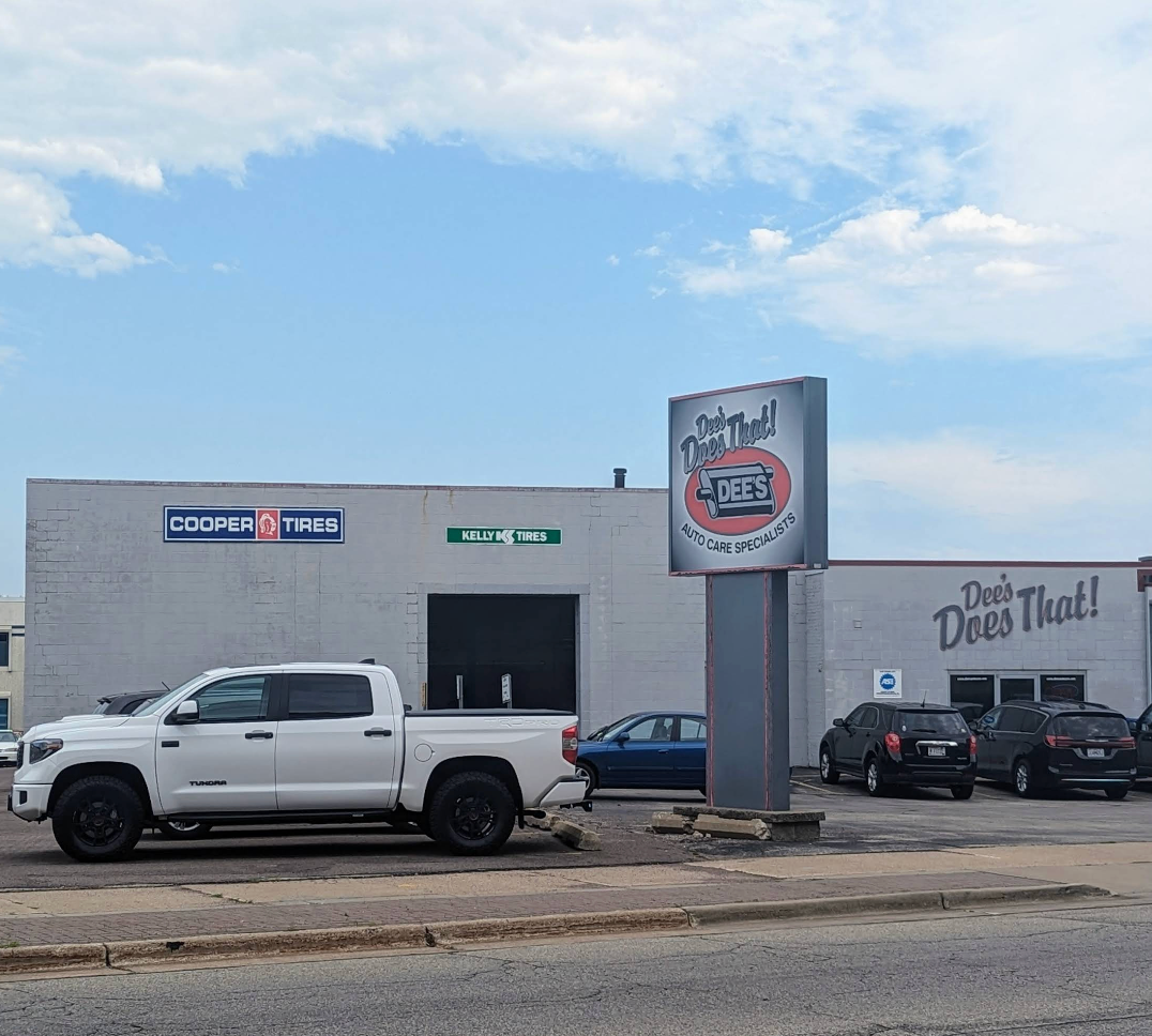 SHOP IMAGE | Dee’s Auto Care
