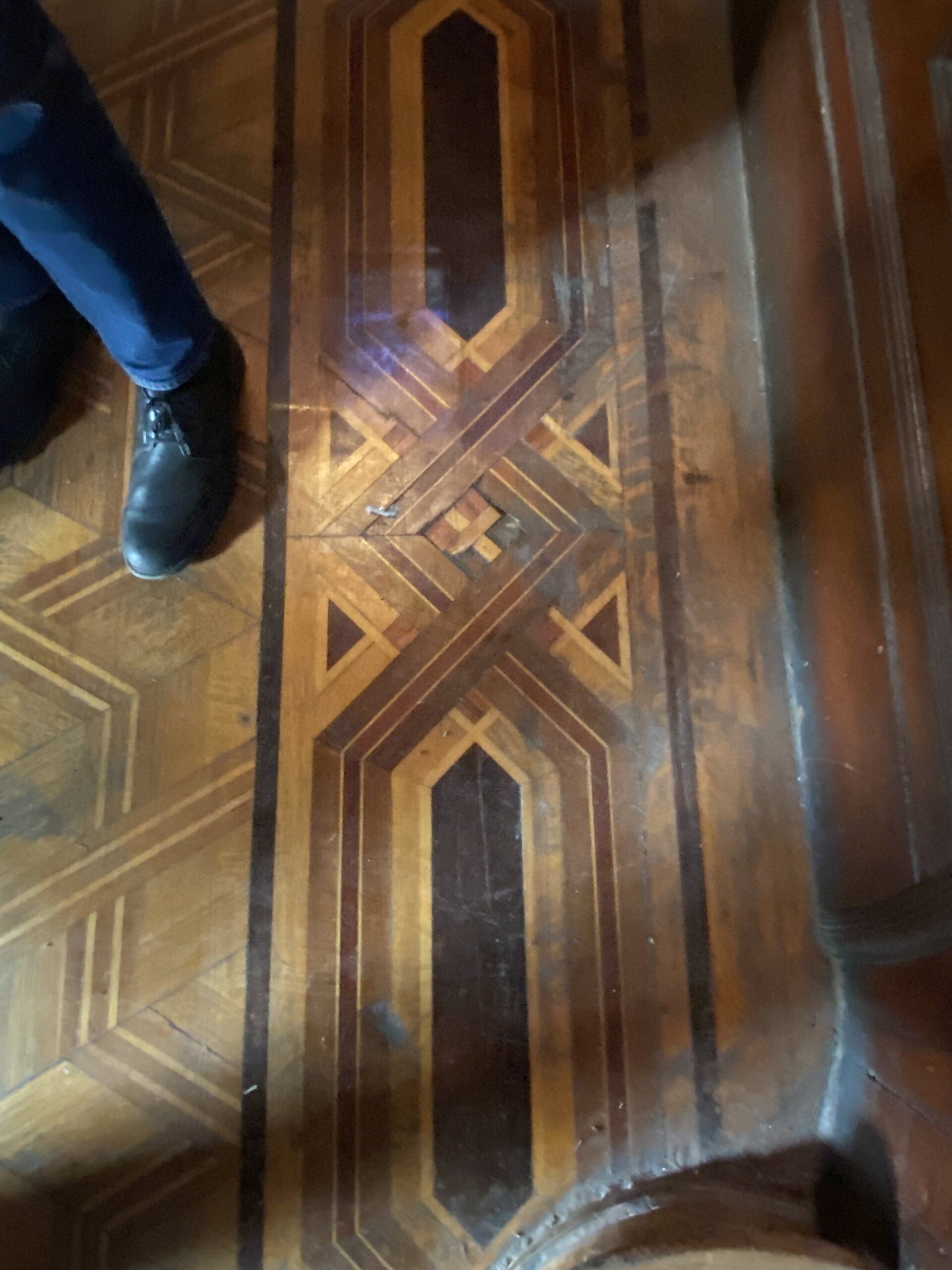 Old Wood Floor Design — New York City, NY — Select Tours NYC