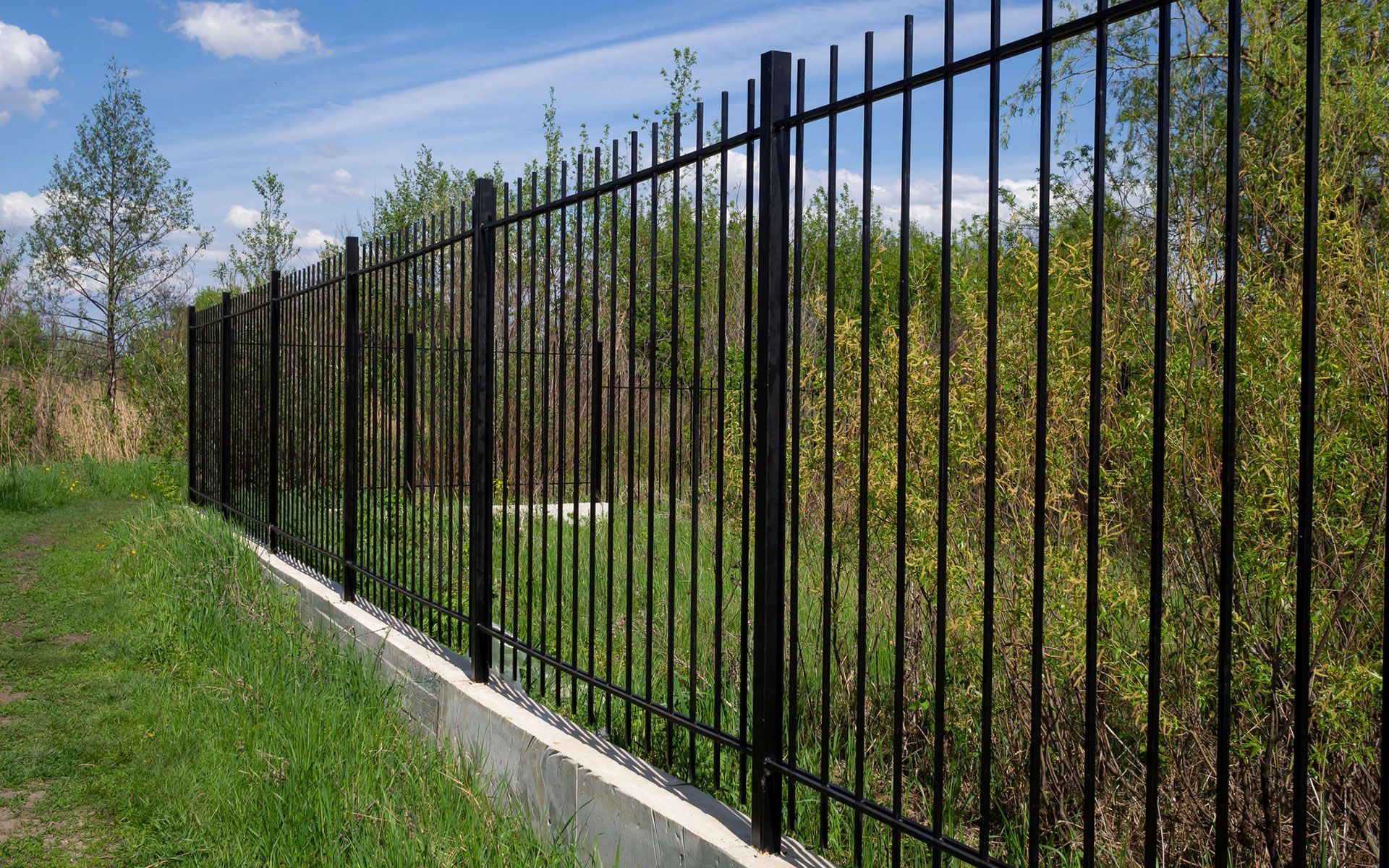 Simple Gate Fence — Hattiesburg, MS — United Fence Co