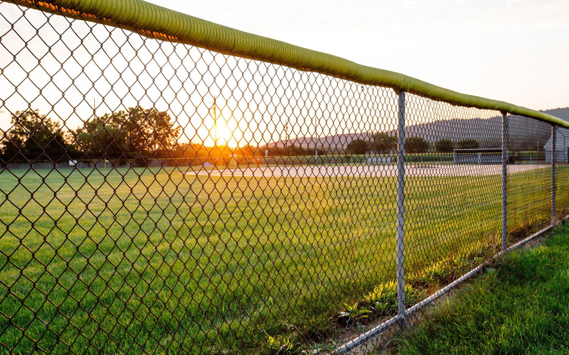 Wooden Gate — Hattiesburg, MS — United Fence Co
