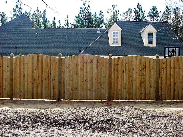 Arched Top Fence — Hattiesburg, MS — United Fence Co