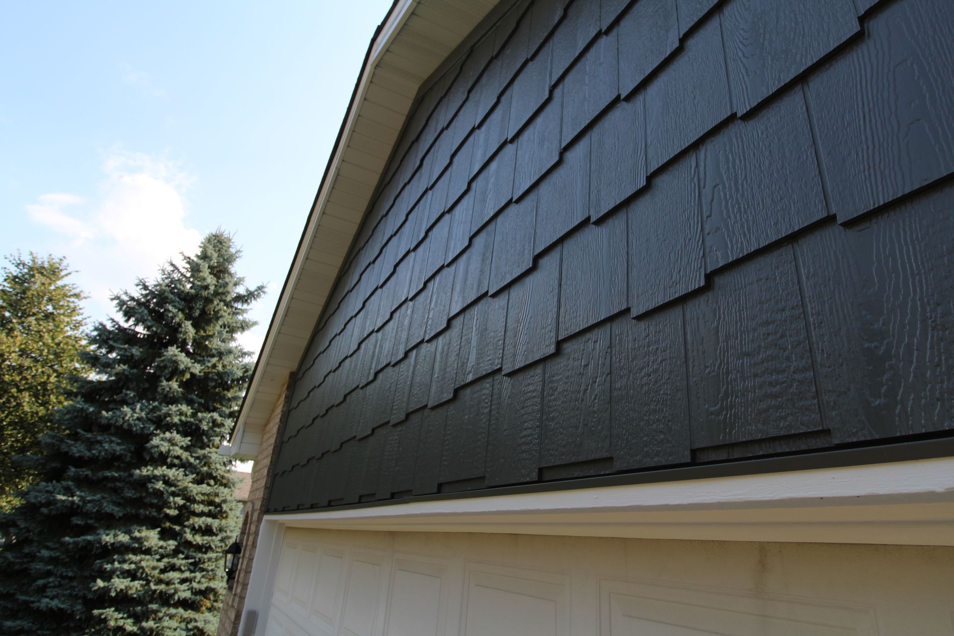 Siding installation in the Twin Cities