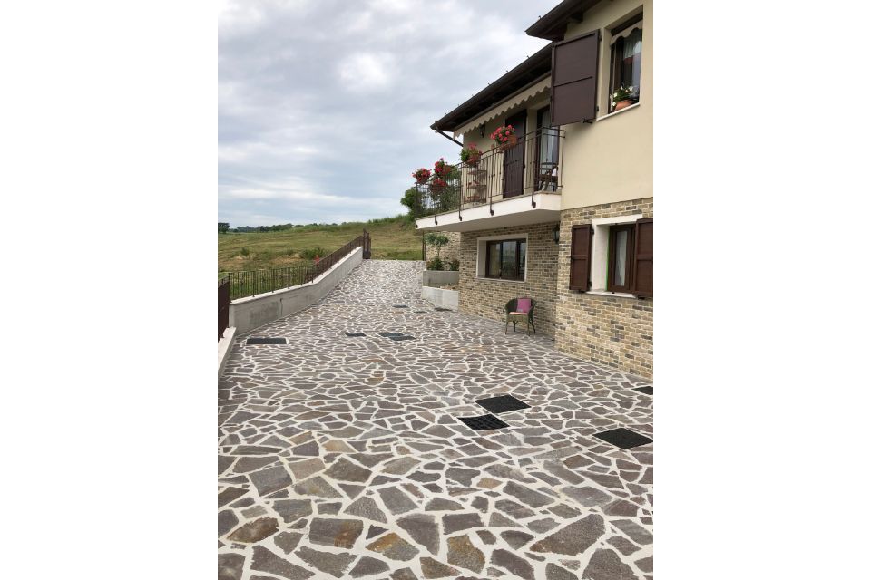 Spazio esterno villetta 5