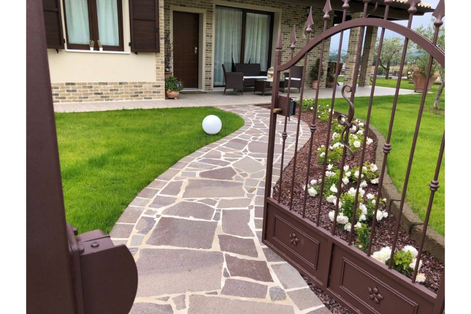 Vialetto e cancello 2