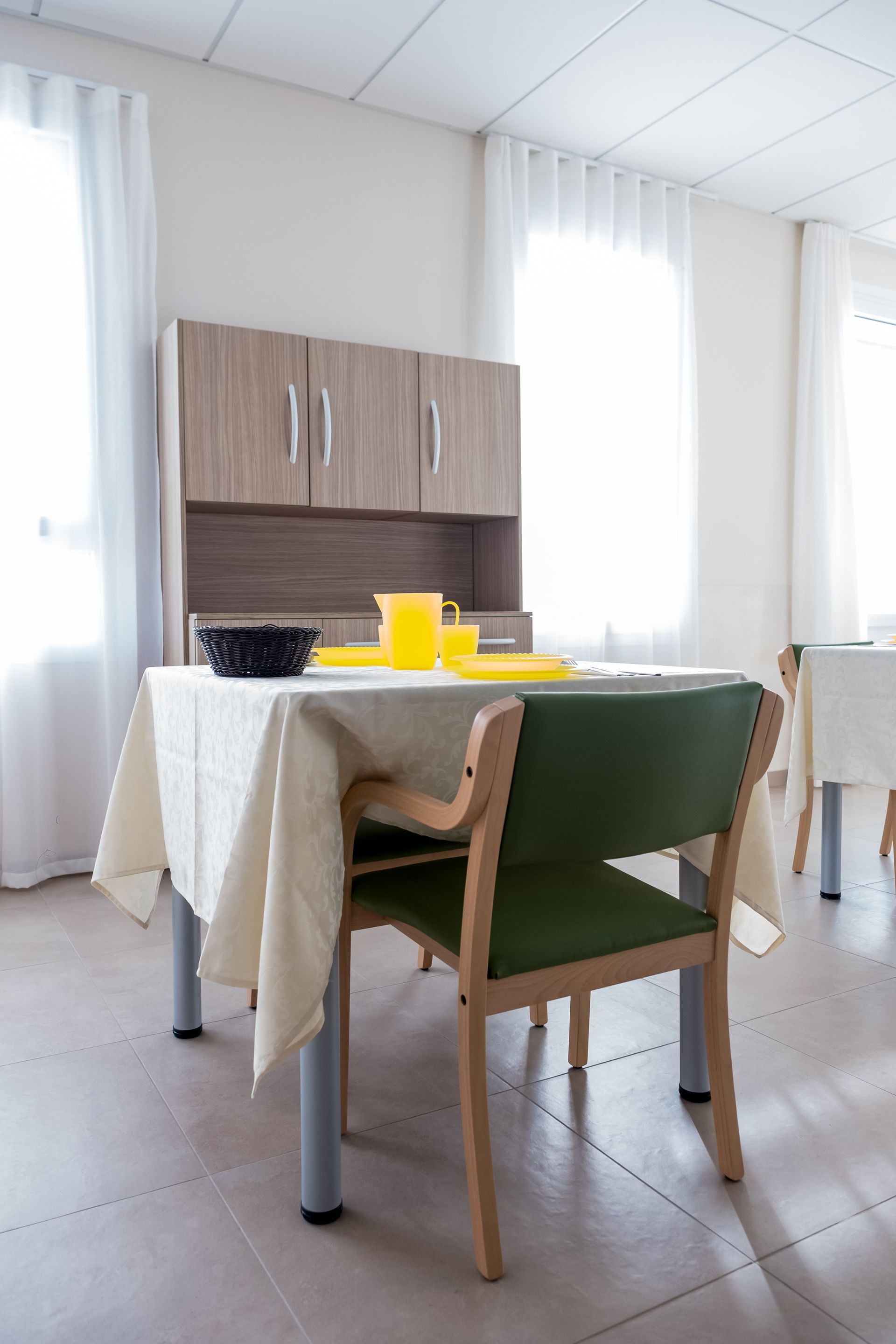 sala pranzo centro servizi anziani bellini