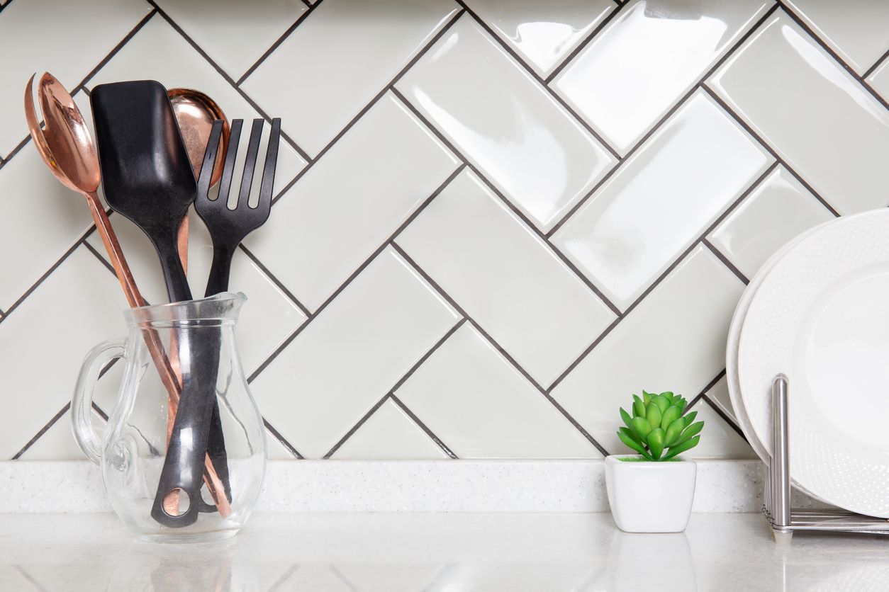 kitchen backsplash installation