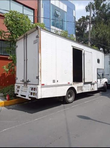 TRANSPORTES Y MUDANZAS ELIZALDE