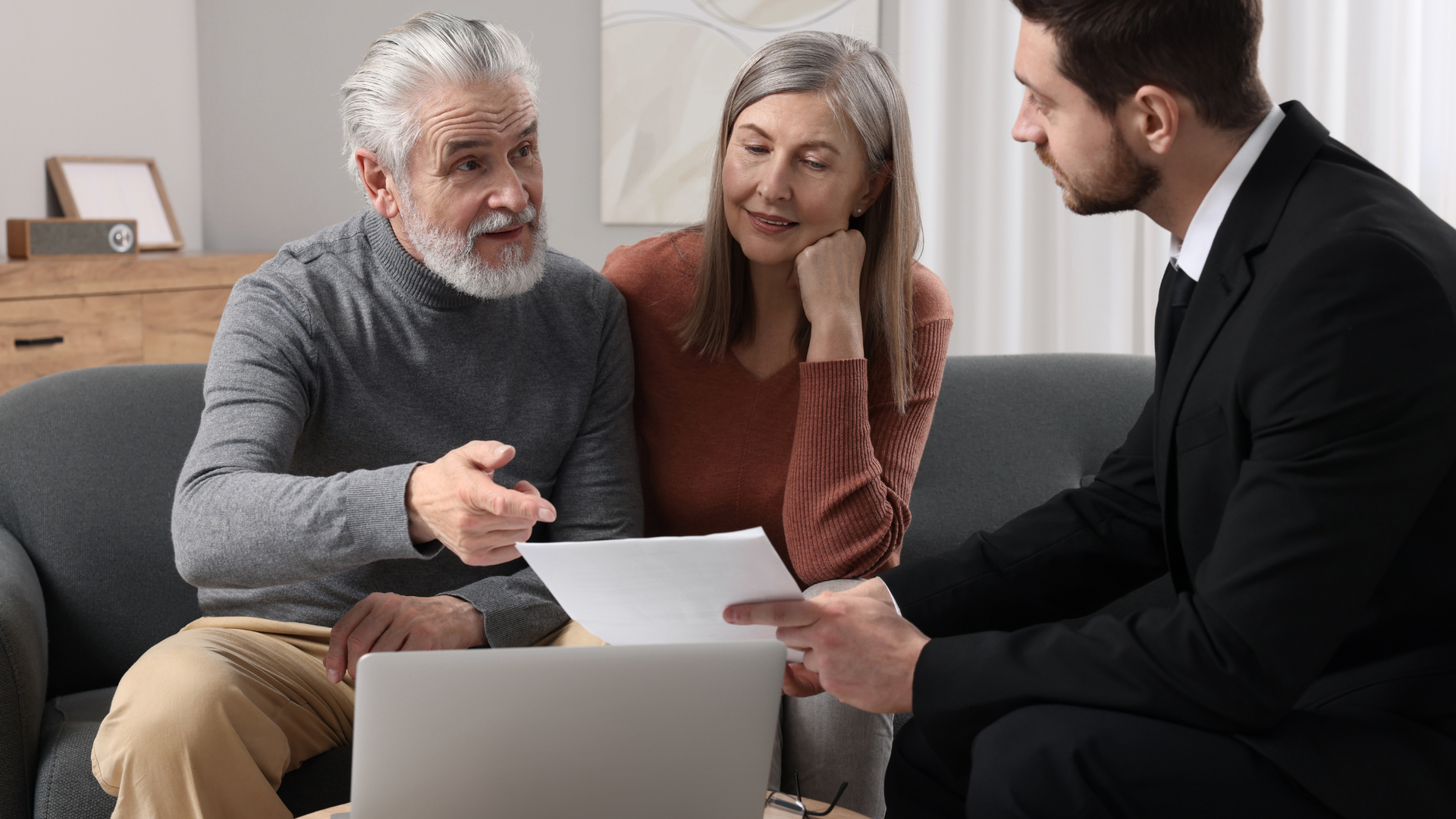 insurance agent explaining medicare changes